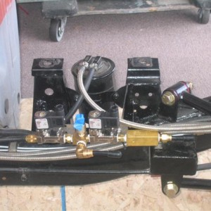 Rear pass. side manifold setup