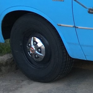 74 Hilux